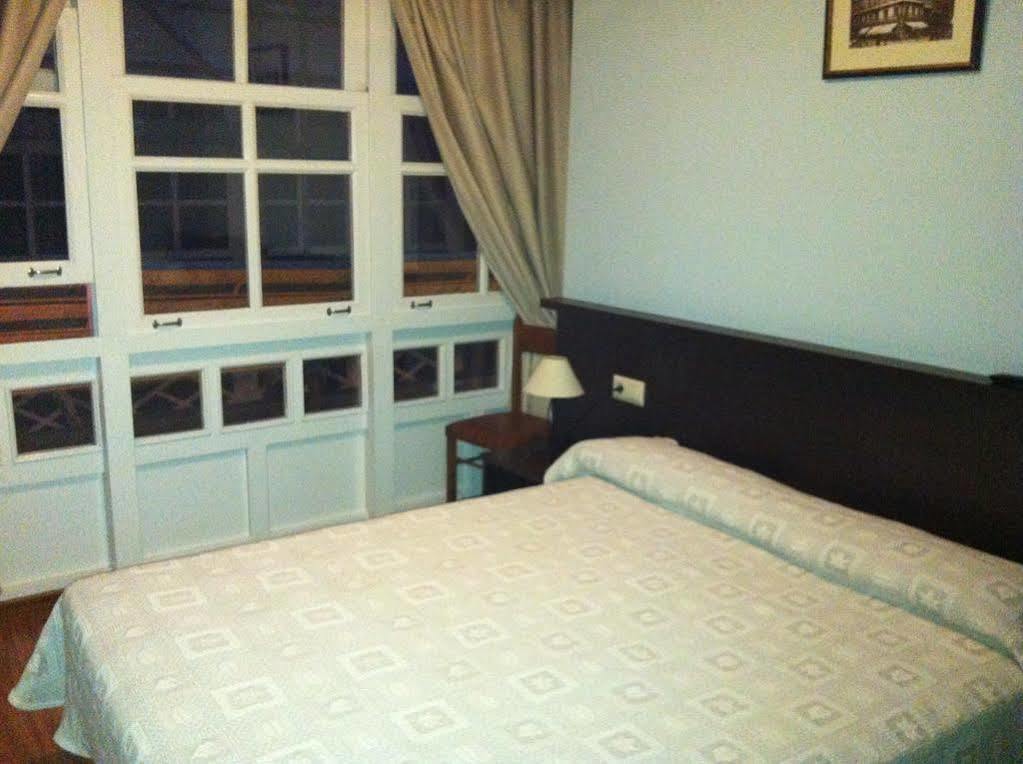 Hostal Hotil Coruna Centro A Coruña Exteriör bild